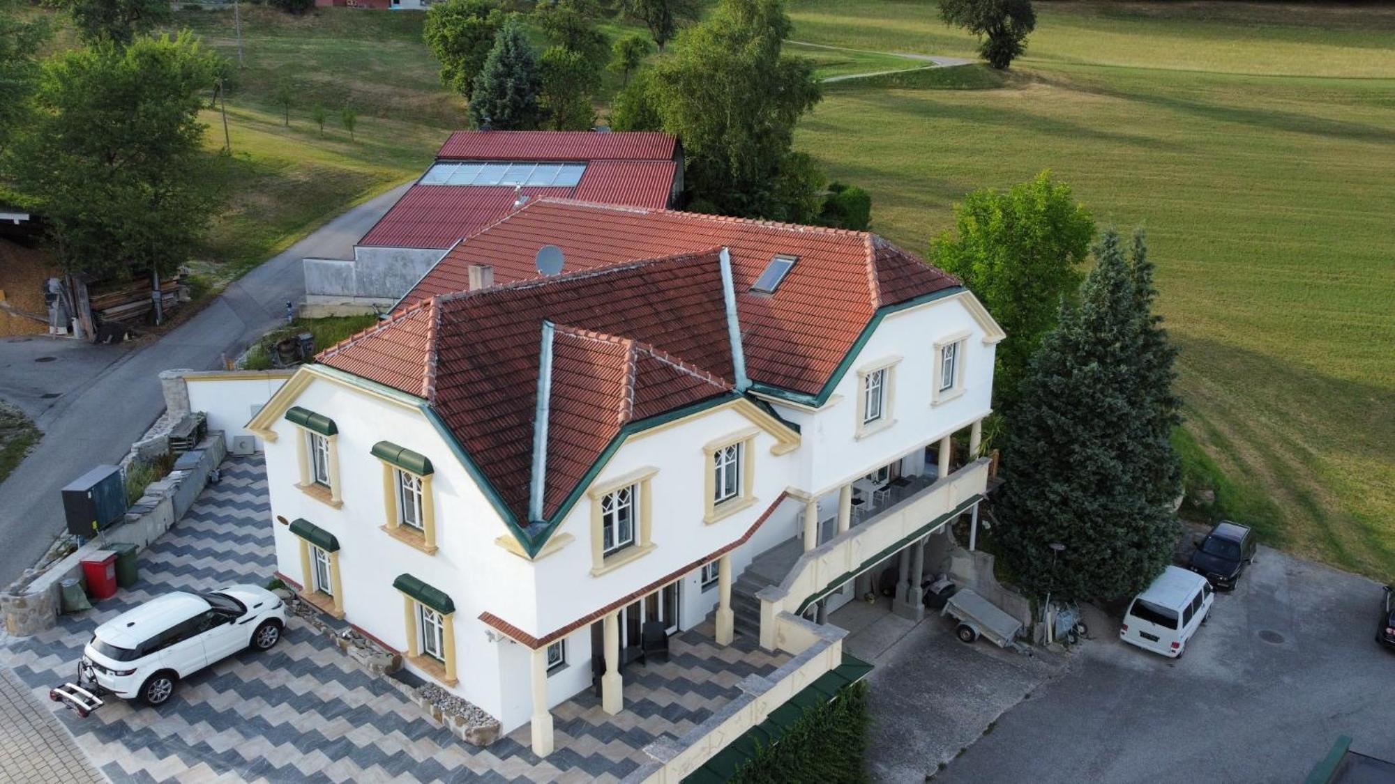 Villa Theresa Hofstetten Exterior photo